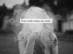 smile en We Heart It. http://weheartit.com/entry/74718374/via/sara1001353