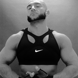 Je Ne Suis Pas François Sagat