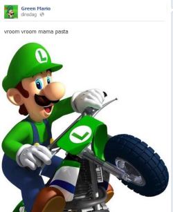 falloutnewvegans:  sometimes when i am alone and sad Green Mario