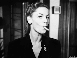 nitratediva:Lauren Bacall in Dark Passage (1947).