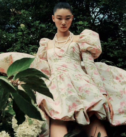 driflloon: the launch issue: bae yoon young for vogue  singapore
