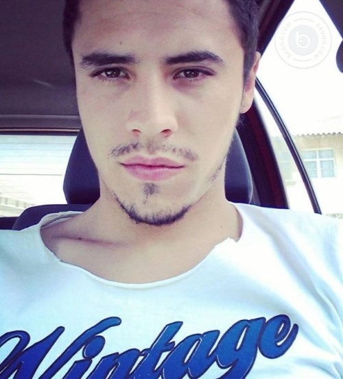 cuartaregionhot:  Wilson 23 años (Will en badoo) HETERO - Las Compañias 