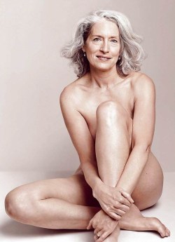 myfavmilf.tumblr.com/post/149785800145/