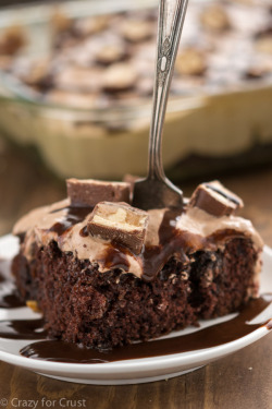 fullcravings:Snickers Poke Cake  drool