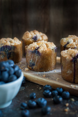 guardians-of-the-food:Double Streusel Blueberry Muffins