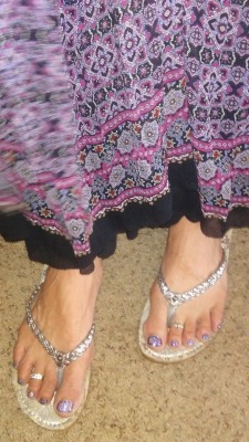 cum2toes4u:  Mmm glad you reblogged my sexy feet. Comment them