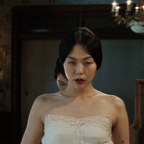 bongjoonsho:The Handmaiden (2016) dir. Park Chan-wookThe Favourite