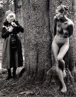 axemansjazz:  Imogen & Twinka by Judy Dater, 1974. 