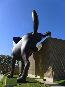 laughingsquid:  Bad Dog, A Giant Sculpture of a Dog Peeing on