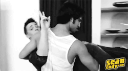 mywizkhalifabitches:  ♥ :D