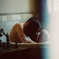 orianachavez:  Love | via Tumblr en We Heart It. http://weheartit.com/entry/58774797/via/RaynaudEmma