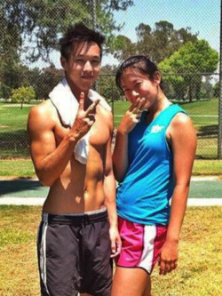 365daysofsexy:   another lucky fan! arms, check. abs, check.