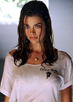 harshskinny:    Denise Richards - Wild Things (1998)