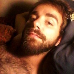 mimesmo:#selfie #barba #beard #mimdeixa #preguiça #hairychest