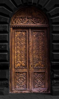 armenianhighland:Exquisitely crafted door in Yerevan.These doors