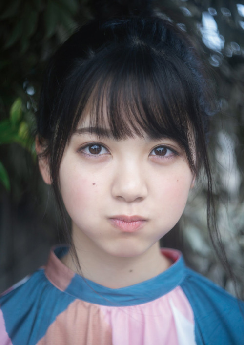 straydogmiaow:  46pic:    Ayame Tsutsui - BUBKA     筒井あやめ♪