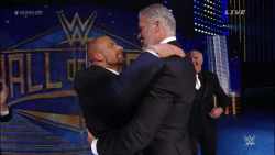 reigns-roman:now let’s take a moment to watch the lovely groom