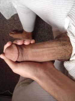 midwestcockhound:  love a man that can fill out some longjohns