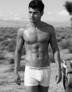 meninvogue:  Gregg Sulkin