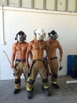 brentwalker092:  3 super-hot gay models dressed up like firemen