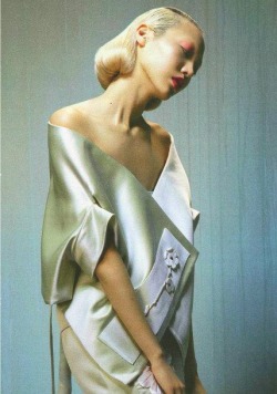 sfilate: Soo Joo in “Silk and Steel” photographed by Katja