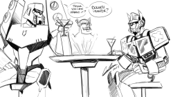 rinpin:  The warlord meets the bounty bot. More bounty bot doodles.
