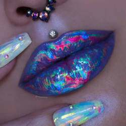 nailpornography:  opal lips & nails