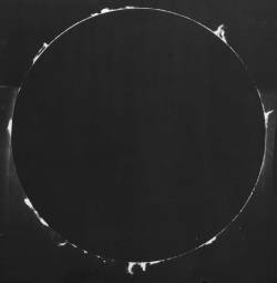 spectral-insomnia:  Yerkes Observatory - Solar Prominence Around