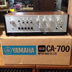 analogcollective:  Just in! Yamaha CA-700 integrated amplifier.