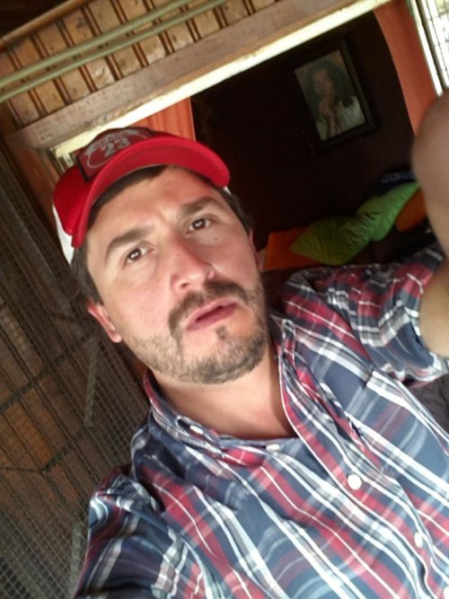 algunoschilenos:  Flaite de la U con wena pichula // aporte 