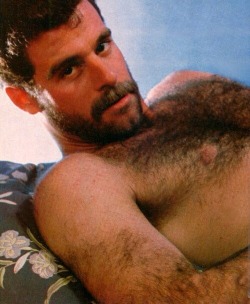 Follow my two hairy men blogs: http://sambrcln.tumblr.com http://hairysex.tumblr.com
