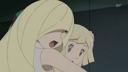 the-pokemonjesus:Lusamine holds/hugs her daughter Lillie tight