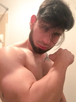 pedroxxvm:  EYY FOR THE GAINS!