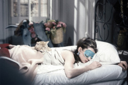 fromplacesfarandwide:  Breakfast at Tiffany’s starring Audrey