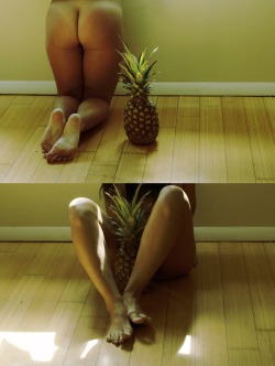 vincentvangonads:  They say pineapples taste of summertime