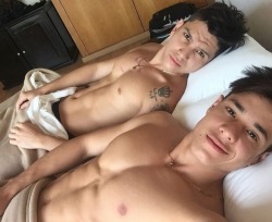 Watch live Kai & Kevyn and see these two suck and fuck 
