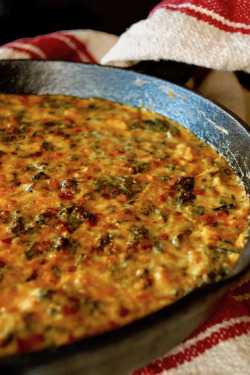 redmachasacorn:  yummyinmytumbly:  Spicy Spinach Gruyère and