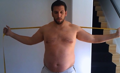 slimmerthanyou:  twinkforbigmen331:  xplodan:  Drew Manning, the Fit2Fat2Fit guy, is hot at this scale.  Keep these coming lol I was obsessed with these videos, well the gaining part anyway.. this guy is so sexy  Sameeee!! Seeing him get fatter with each