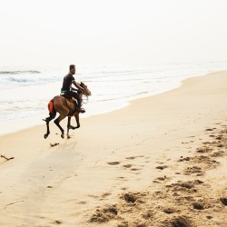 instagram:Seeing Lagos, Nigeria, Through New Eyes with @temi.coker