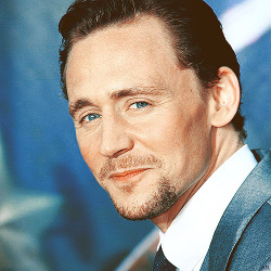 hopelesslyhiddled:  ❤ my favourite pics of Tom Hiddleston ❤