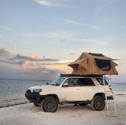 ourcamplife:  Photo by @el_4runner #ourcamplife  I need this