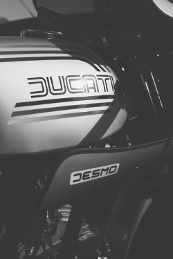 combustible-contraptions:  Ducati SS Cafe Racer | SuperSport