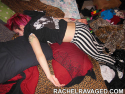 rachelgetsravaged:  Everyone loves a passed out whore don’t