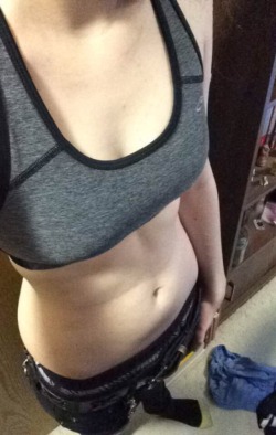 I thought my boobs and stomach looked pretty good today soo I just wanted to share them with you.