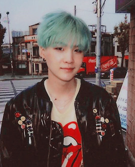 jiminrolls:  polaroids: mint suga