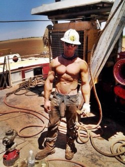  “Dumb faggot,i’m gonna drill you a new fuckin’ hole