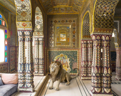 wtxch:  Karen Knorr (British-American, b. 1954)Parvati’s Vahana,