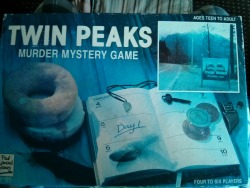 weazelnews56:  Twin Peaks board game. 