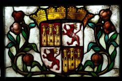 daughter-of-castile:  Coat of Arms of Castile and León x x x x