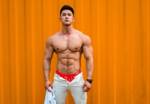 Hot Muscle Asian